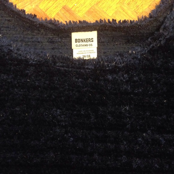 Fuzzy short sleeve sweater - Picture 2 of 3