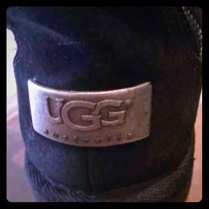 SOLD !! Uggs black with colored zipper