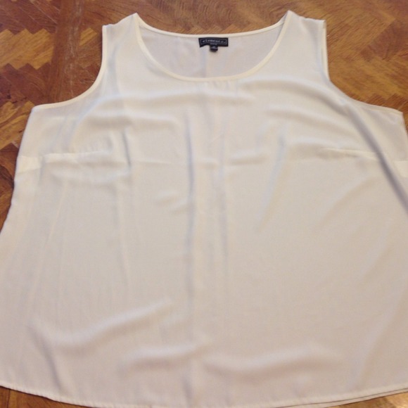 Sold - Picture 1 of 2