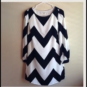 ⚡️FLASH SALE⚡️ Chevron dress