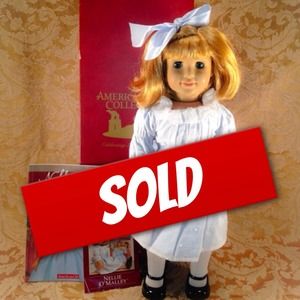 🔴SOLD🔴 American Girl Doll Nellie & book in box