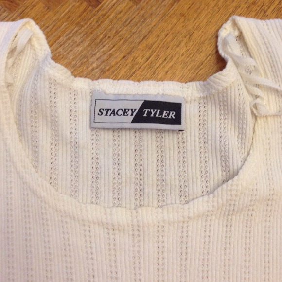 Cute cream knit top - Picture 2 of 3