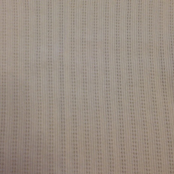 Cute cream knit top - Picture 3 of 3