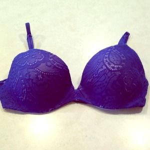 Lily of France bra. Great condition. RESERVED