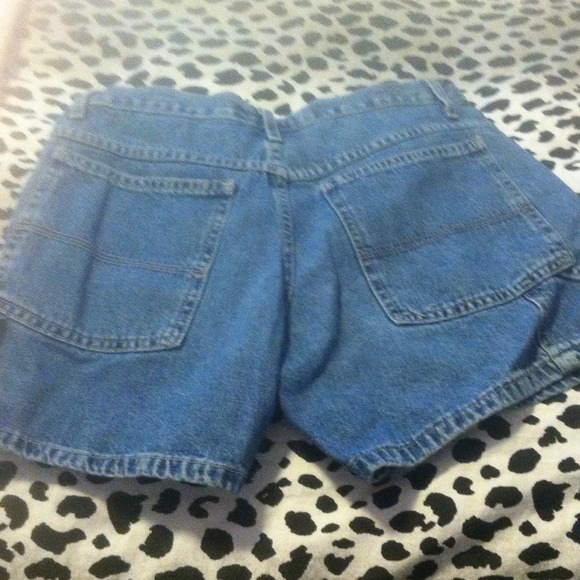 Shorts - Picture 2 of 2