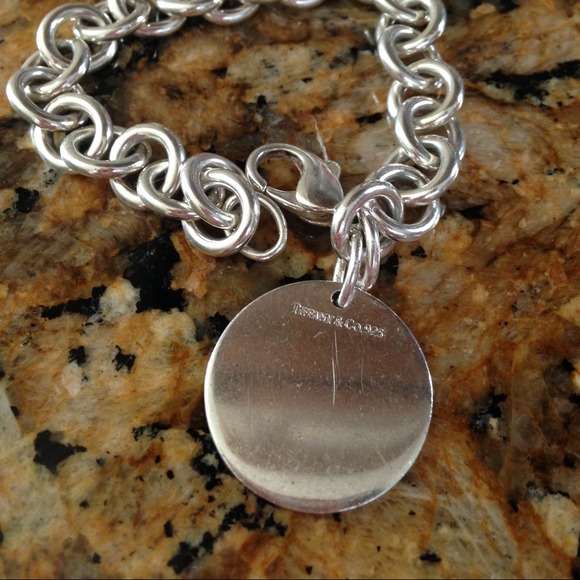 💖 authentic Tiffany and Company 7 inch bracelet💖