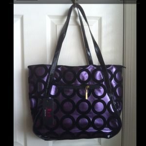 Bunble 3 handbag and free 3 long clutch