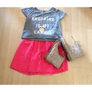 Flowy pink chiffon skater skirt😘 $20