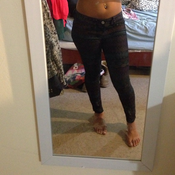 American eagle pants - Picture 2 of 4