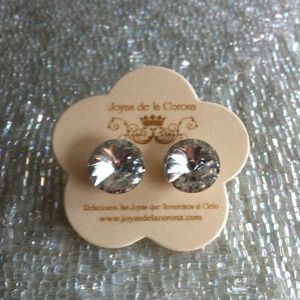 💎SPECTACULAR SWAROVSKI EARRINGS💎