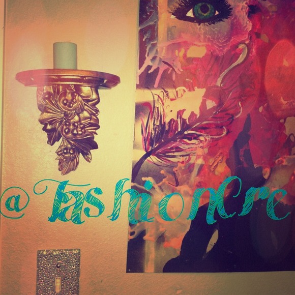 Grand opening of @FashionCre's Closet !
