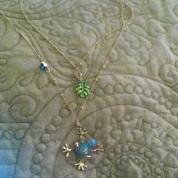 Double strand frog necklace