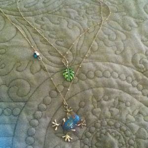 Double strand frog necklace