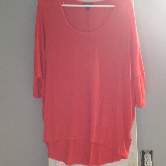 Express orange Flowy quarter sleeve