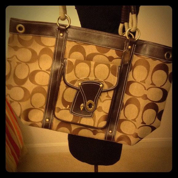 Large Coach tote