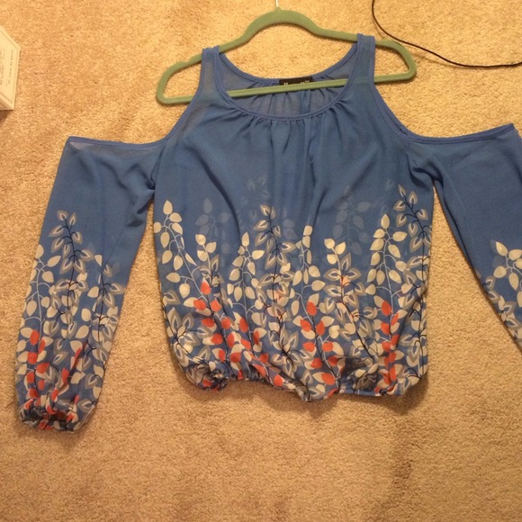 Cut out shoulder top