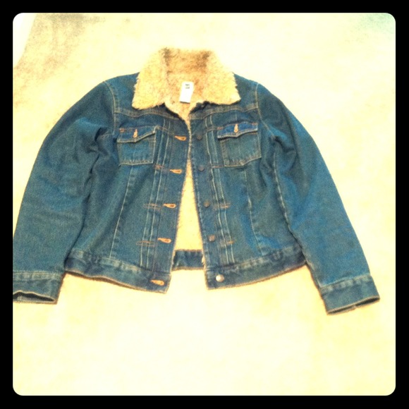 Gap Jean Jacket. Size S