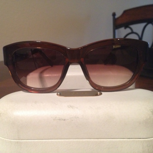 ⭐️SALE⭐️ Chloe Brown Sunglasses w/ authenticity main image 4