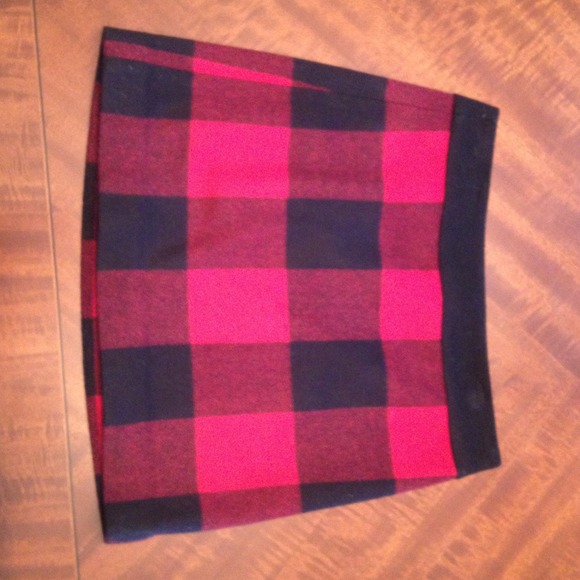 Jcrew red and black plaid skirt