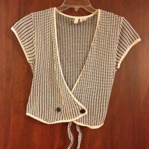 Cute cropped moth anthropologie brand vest top