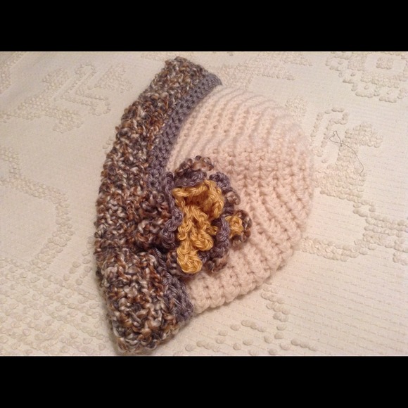 SOLD...SOLD...SOLD #20SH Scarf and Hat Set - Picture 3 of 3