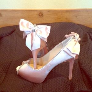 Le Soir Pour la Victoire Shoes