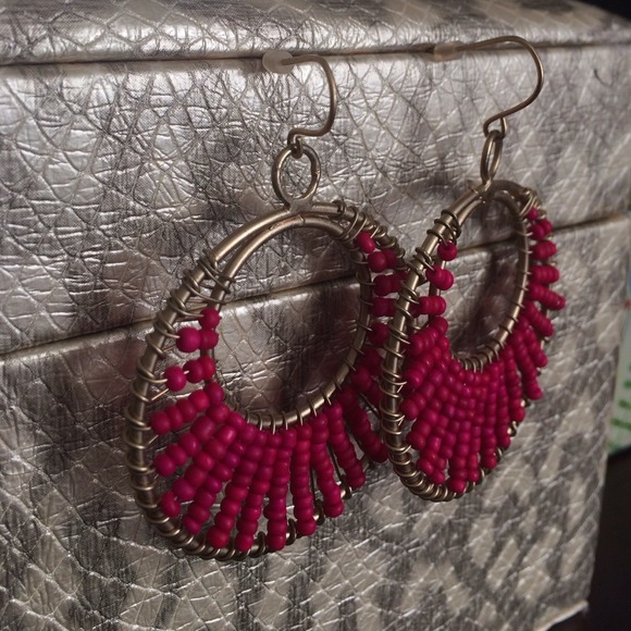 Pretty earrings - Picture 2 of 2