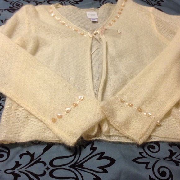 NWOT feminine sweater from Garnet Hill Small