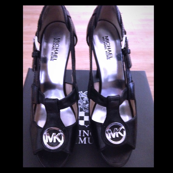 Black Michael Michael Kors Open Toe Pumps 8.5