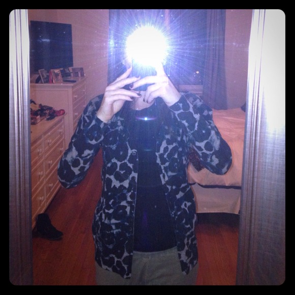 Ann Taylor blue animal print leopard cardigan
