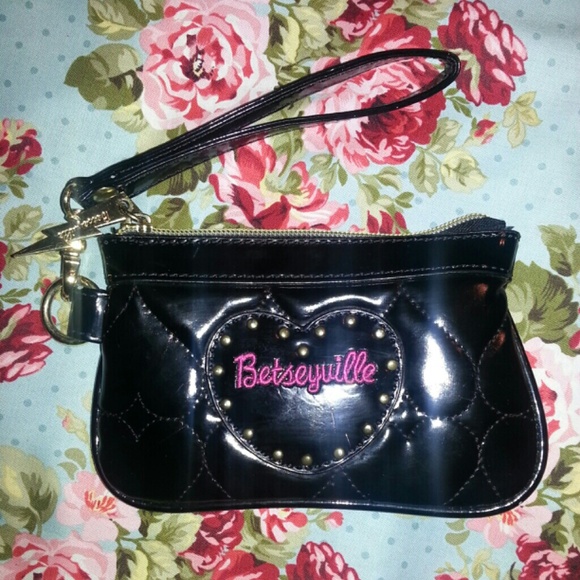 Betsey Johnson wristlet