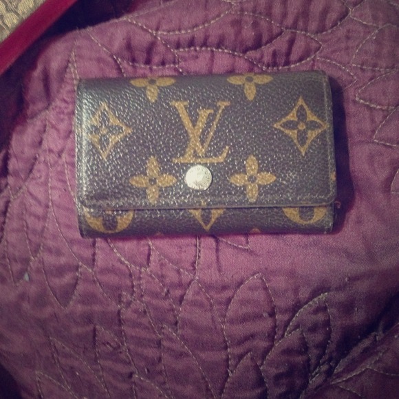 Louis Vuitton wallet REDUCED PRICE