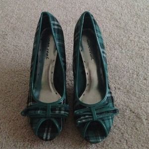 Plaid Pumps