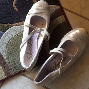 Sketchers Mary Janes