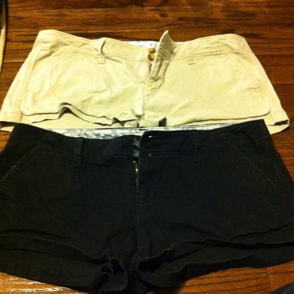 Bundle of American Eagle shorts!