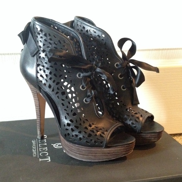 CR Select Valachi Heels