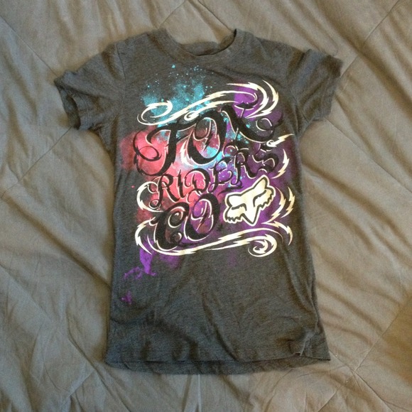 🚫SOLD IN BUNDLE🚫FOX RIDERS TSHIRT