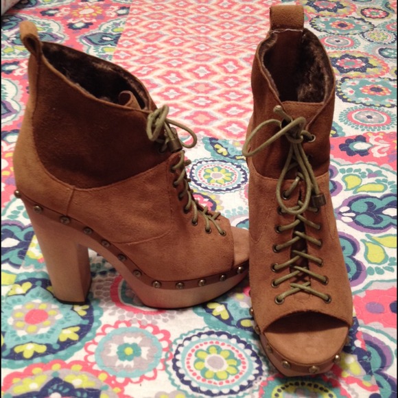 Koolaburra open toe clog booties - Picture 2 of 4