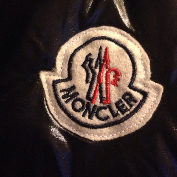 Moncler Puffer Vest - Picture 3 of 4