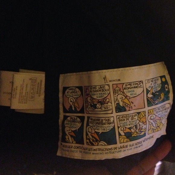 Moncler Puffer Vest - Picture 4 of 4