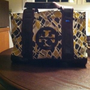 Tory burch tote authentic