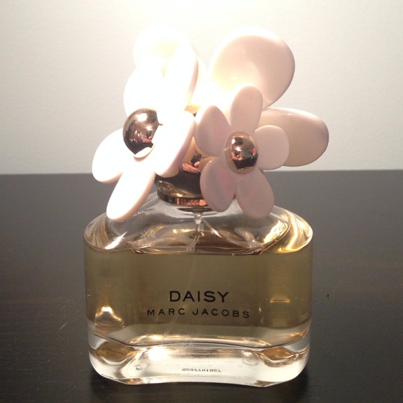 Daisy by Marc Jacobs