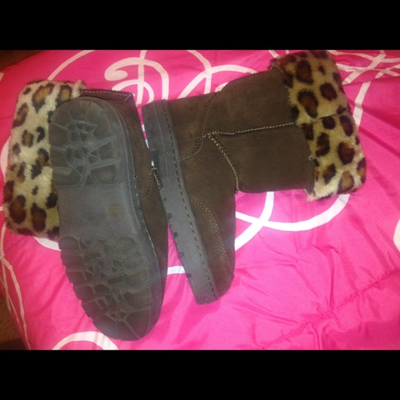 Brown & cheetah boots