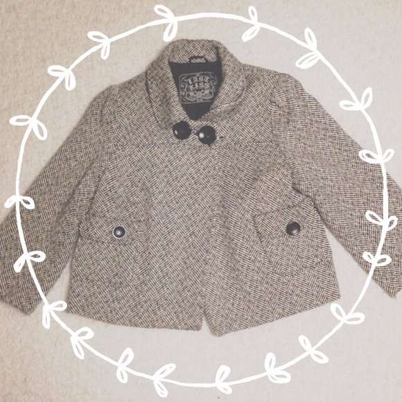 Jackets & Blazers - Herringbone cape peacoat