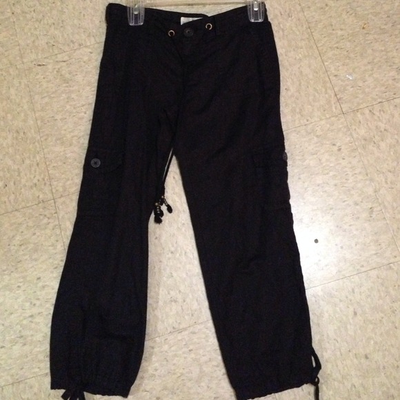 Aeropostale Capris - Picture 1 of 3