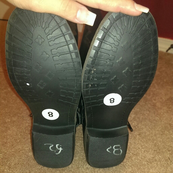 Sold! knee high faux leather riding boot sz 8 - Picture 2 of 4