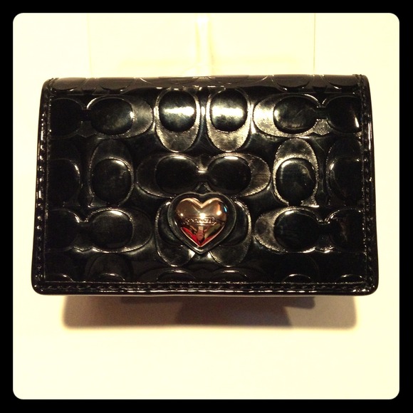 ❌SOLD❌💯 auth NWT Mini Coach wallet