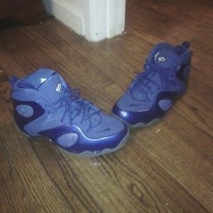 nikes (rockies) on hold