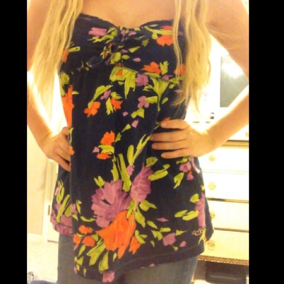 Hollister Top