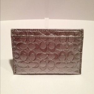 ❌SOLD❌Silver Coach ID case 🌟last one!🌟